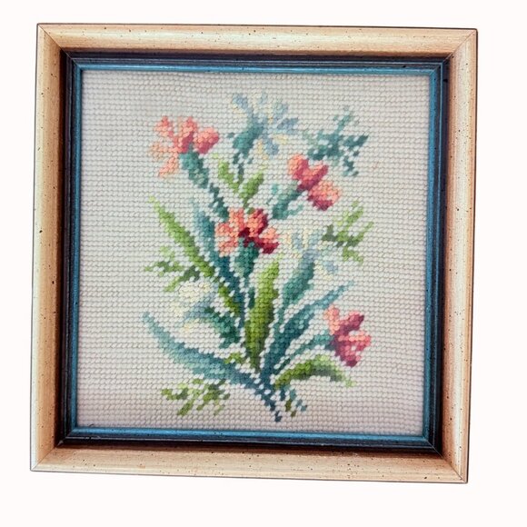 Vintage Floral Needlepoint Wall Hanging Artwork Rustic Wooden Frame Cottagecore - Picture 1 of 11